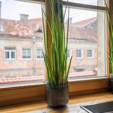 Church Through The Window VNO Exterior foto